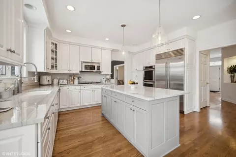 Kitchen - 561 Drexel Ave, Glencoe, IL 60022 photo 1 of 4