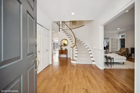 Entry Way - 561 Drexel Ave, Glencoe, IL 60022 photo 1 of 4
