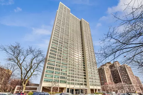 1700 E 56th St #1701, Chicago, IL 60637