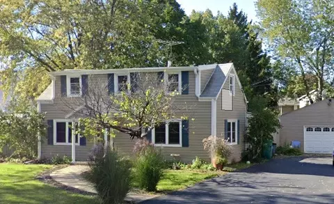 164 Wheeling Ave, Wheeling, IL 60090