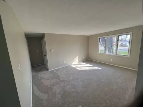 503 E Juniper Ln, Bradley, IL 60915 photo 5