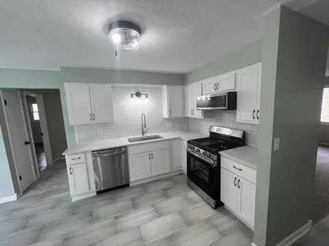 503 E Juniper Ln, Bradley, IL 60915 photo 9