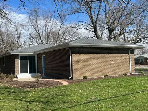 503 E Juniper Ln, Bradley, IL 60915 photo 3