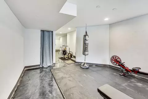 732 E 42nd St, Chicago, IL 60653 photo 28