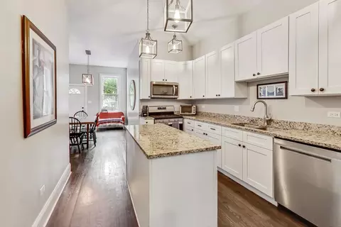 732 E 42nd St, Chicago, IL 60653 photo 10