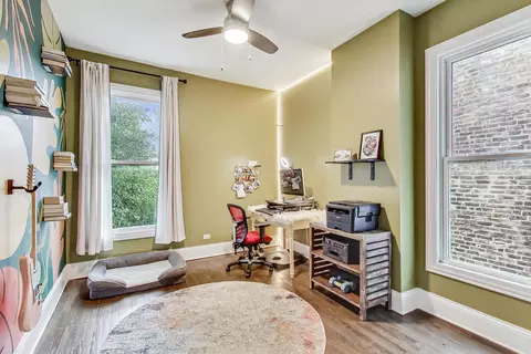 732 E 42nd St, Chicago, IL 60653 photo 24