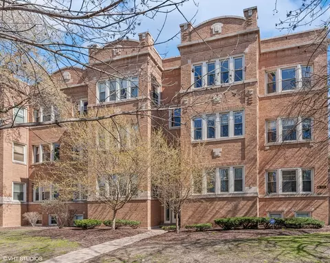 4043 N Southport Ave #3, Chicago, IL 60613