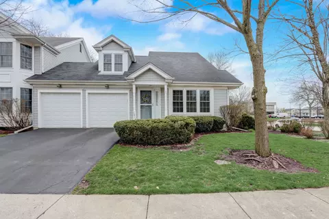 1013 Derby Crse, Saint Charles, IL 60174