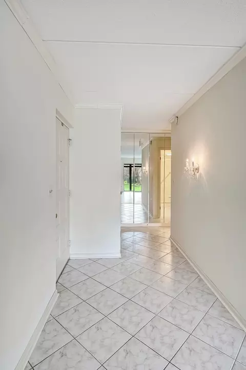 6157 Willowhill Rd #B, Willowbrook, IL 60527 photo 3