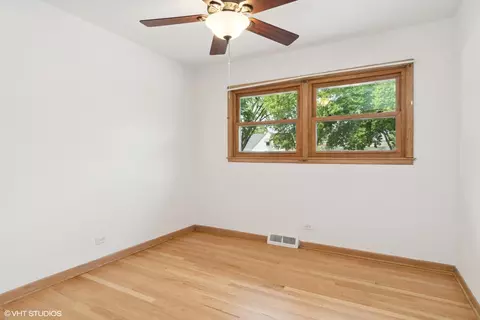 921 S Spring Rd, Elmhurst, IL 60126 photo 10