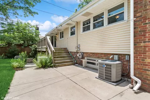 921 S Spring Rd, Elmhurst, IL 60126 photo 17