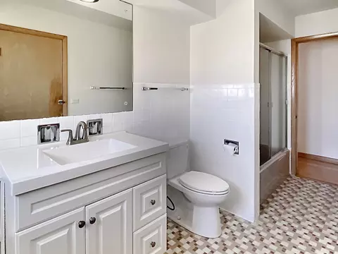 921 S Spring Rd, Elmhurst, IL 60126 photo 9
