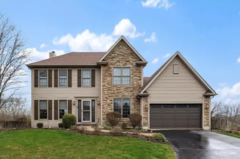 1305 Prairie Ct, West Chicago, IL 60185