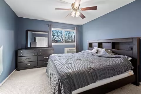 Bedroom - 2400 Algonquin Rd #18, Rolling Meadows, IL 60008 photo 1 of 2