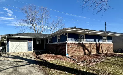 1508 E Fairlawn Dr, Urbana, IL 61802