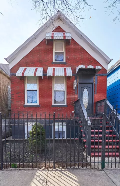 3229 W 38th St, Chicago, IL 60632