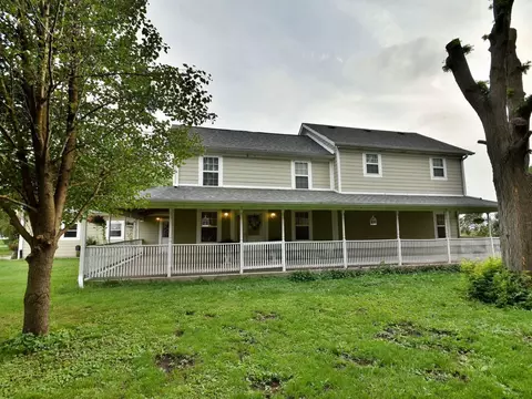 Exterior - 16989 E Ritchie Rd, Rochelle, IL 61068 photo 1 of 41
