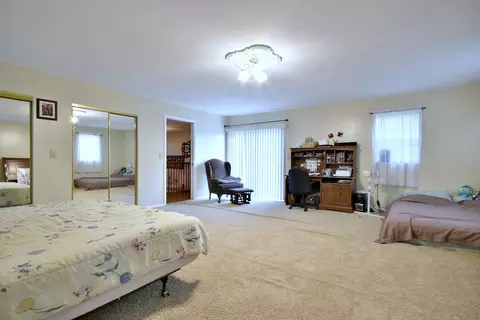 Bedroom - 16989 E Ritchie Rd, Rochelle, IL 61068 photo 4 of 4
