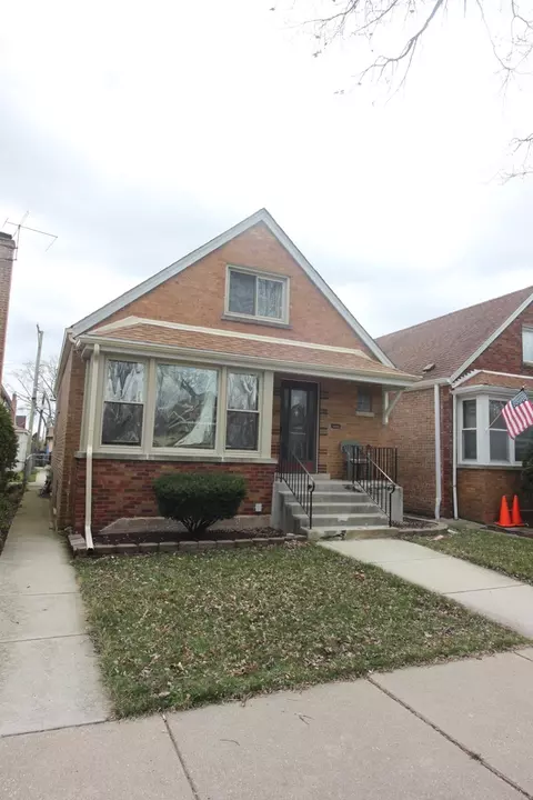 5013 S Lawler Ave, Chicago, IL 60638