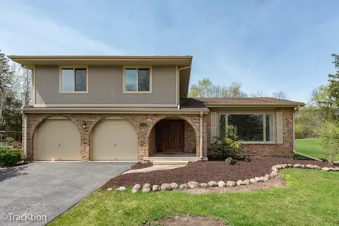7940 Highland Ave, Downers Grove, IL 60516