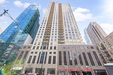1111 S Wabash Ave #1807, Chicago, IL 60605