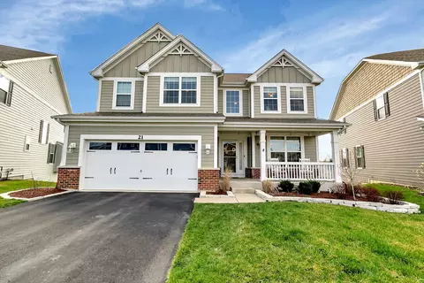 21 Anne Cir, Lemont, IL 60439