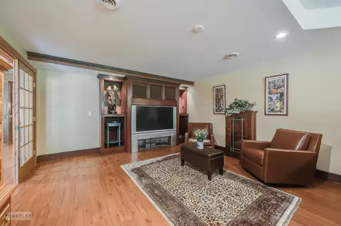 401 E Main St, Newark, IL 60541 photo 42
