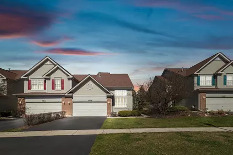 3326 Saint Michel Ct #3326, Saint Charles, IL 60175