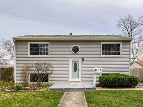 3307 Sangamon St, Steger, IL 60475