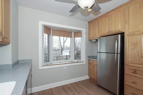 281 Oxford Rd, Des Plaines, IL 60016 photo 12