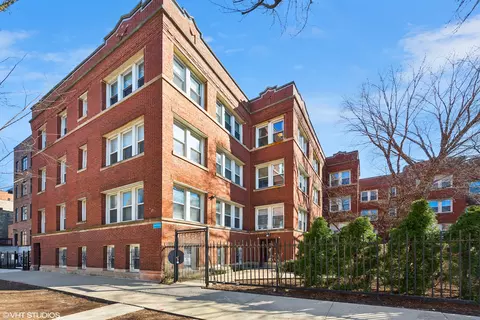 727 W Buckingham Pl #6, Chicago, IL 60657