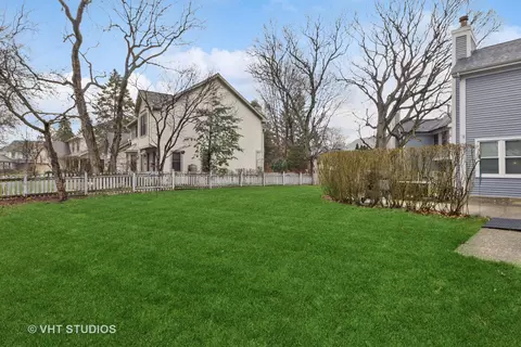 Exterior - 1055 Cobblers Crossing Rd, Elgin, IL 60120 photo 3 of 3
