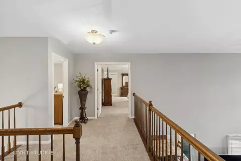 Entry Way - 1055 Cobblers Crossing Rd, Elgin, IL 60120 photo 3 of 4