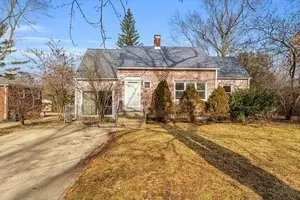 108 W Florida Ave, Urbana, IL 61801