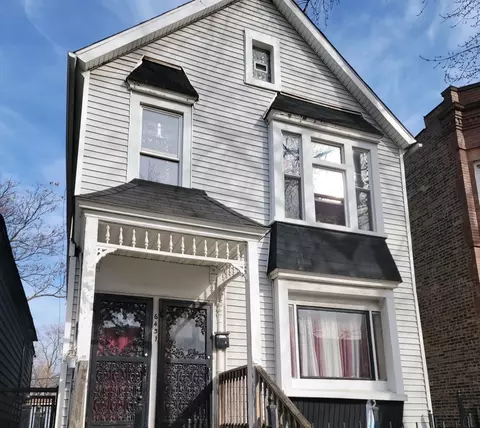 6431 S Eberhart Ave, Chicago, IL 60637 photo 1