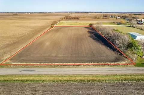 4546 E 23rd Rd, Leland, IL 60531