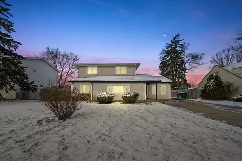8626 Austin Ave, Burbank, IL 60459