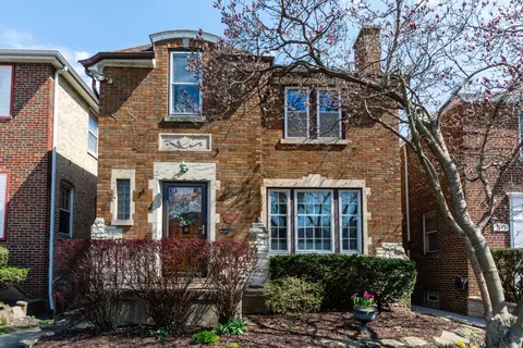 1645 N Natoma Ave, Chicago, IL 60707