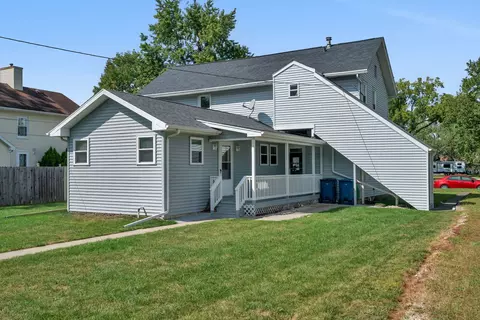215 W Mazon Ave, Dwight, IL 60420 photo 2