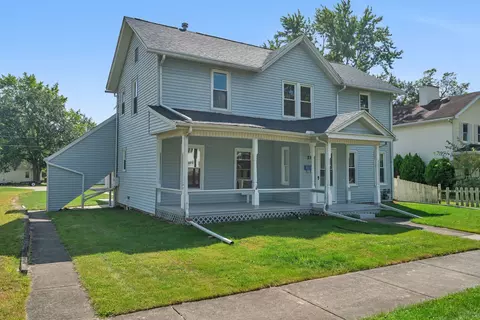 215 W Mazon Ave, Dwight, IL 60420