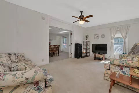 215 W Mazon Ave, Dwight, IL 60420 photo 14