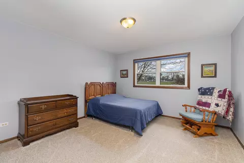 18025 Maple St, Lansing, IL 60438 photo 18