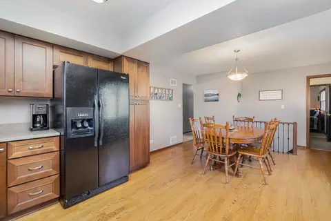 18025 Maple St, Lansing, IL 60438 photo 11