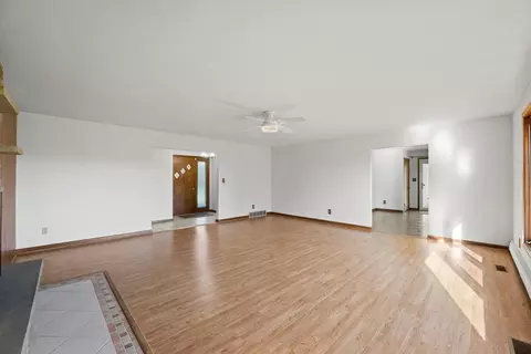 3703 W Young St, Mchenry, IL 60050 photo 6