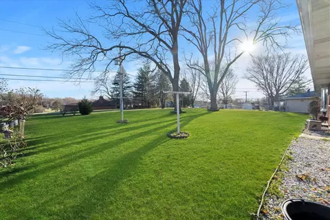 3703 W Young St, Mchenry, IL 60050 photo 3