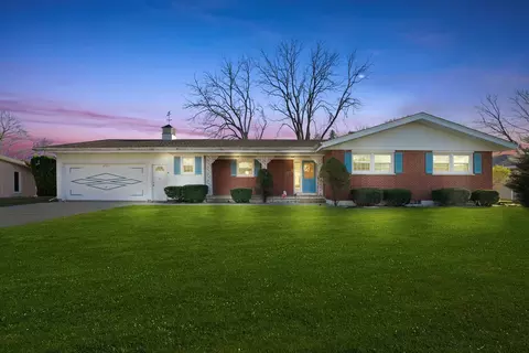 3703 W Young St, Mchenry, IL 60050 photo 2