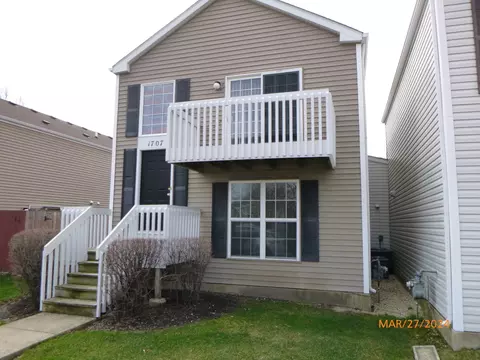 1707 Ravine Park Ln, Aurora, IL 60504