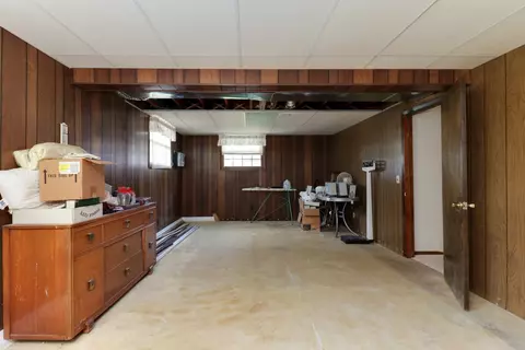 105 Pieper Cir, Delavan, IL 61734 photo 25