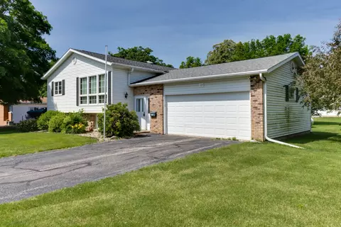 105 Pieper Cir, Delavan, IL 61734 photo 27