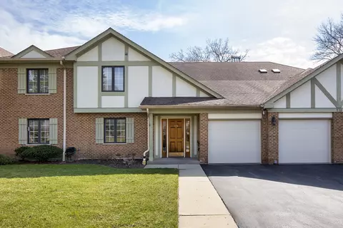 970 Ivy Ln #A, Deerfield, IL 60015